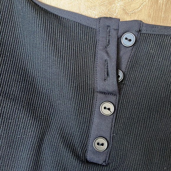 L Space Float On Ribbed One-Piece Swimsuit BLACK SIZE 4 NEW 0643 - Picture 5 of 6